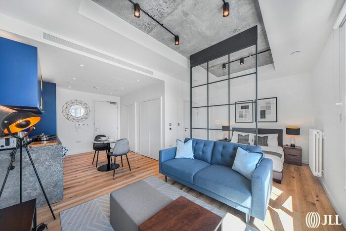 Studio To Rent In Douglass Tower, Good Luck Hope, E14