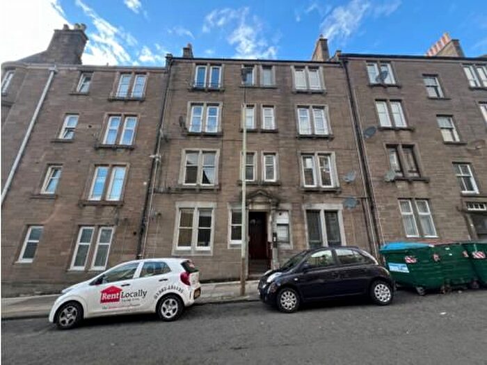 1 Bedroom Flat To Rent In Cunningham Street, Dundee, DD4