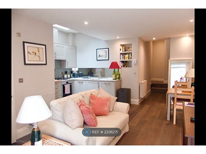 1 Bedroom Flat To Rent In Fulham Road, London, SW6