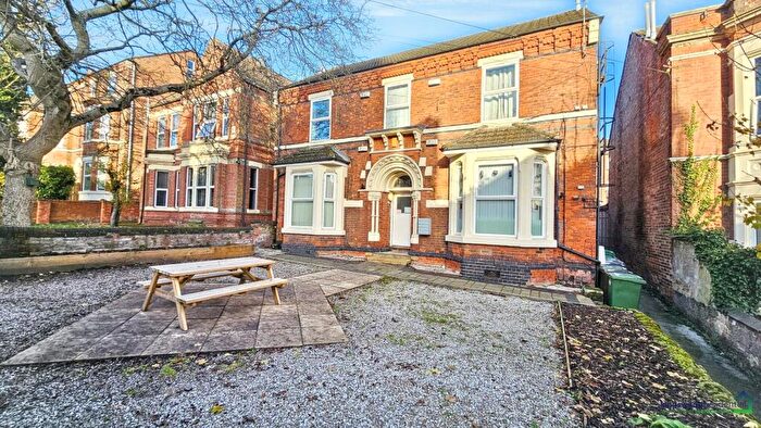 2 Bedroom Apartment To Rent In Burns Street, Nottingham, NG7