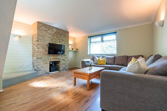 6 Bedroom Terraced House To Rent In St Michael's Road, Cirencester, GL7