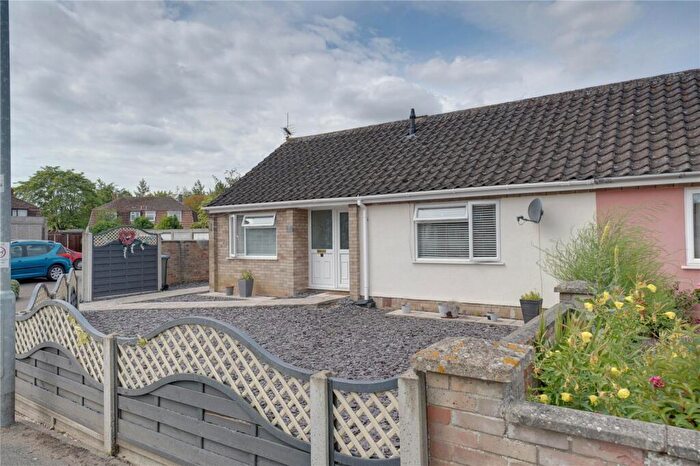 2 Bedroom Bungalow To Rent In Plumpton Avenue, Mildenhall, Bury St. Edmunds, Suffolk, IP28
