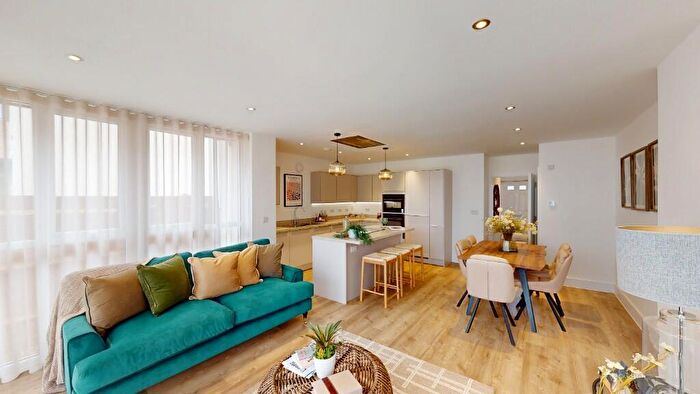 4 Bedroom Detached House For Sale In North Road, Engine Common, Yate, BS37