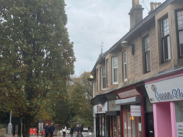 2 Bedroom Flat To Rent In / At A Station Road Milngavie, G62