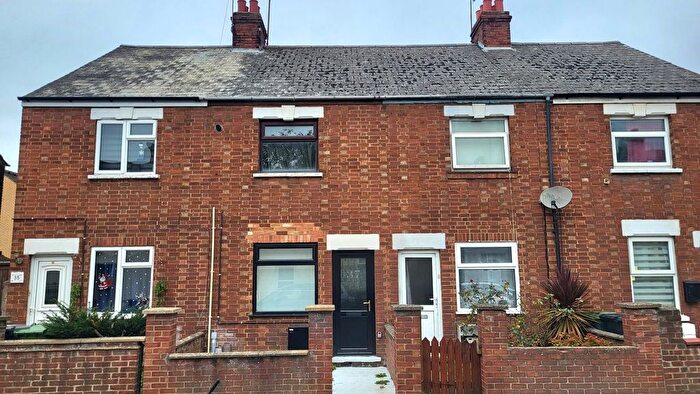 3 Bedroom Terraced House For Sale In Whitsed Street, Peterborough, PE1