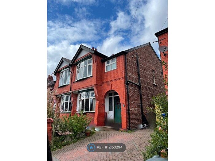 3 Bedroom Semi Detached House To Rent In Linden Park, Manchester, M19