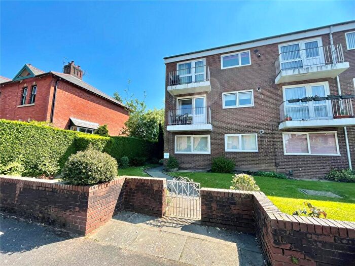 2 Bedroom Flat For Sale In Beech Grove, Ashton-on-Ribble, Preston, Lancashire, PR2