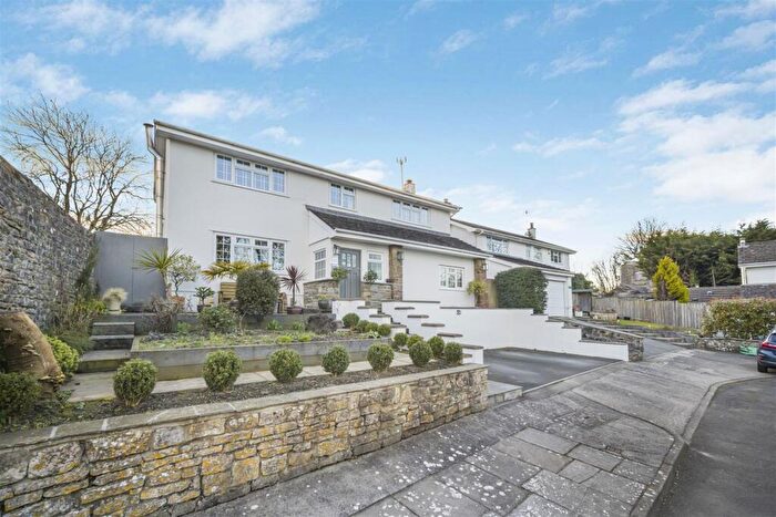 4 Bedroom Detached House For Sale In Castle Precinct, Llandough, Cowbridge, CF71