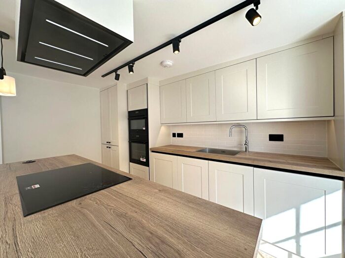 1 Bedroom Flat To Rent In Grove Street, Wantage, OX12