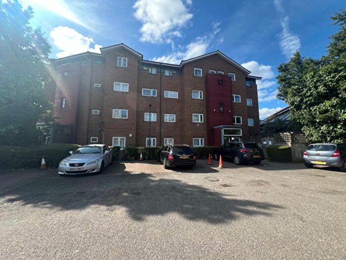 2 Bedroom Flat For Sale In Meadowford Close, Thamesmead ** Video & D Floorplan Available **, SE28