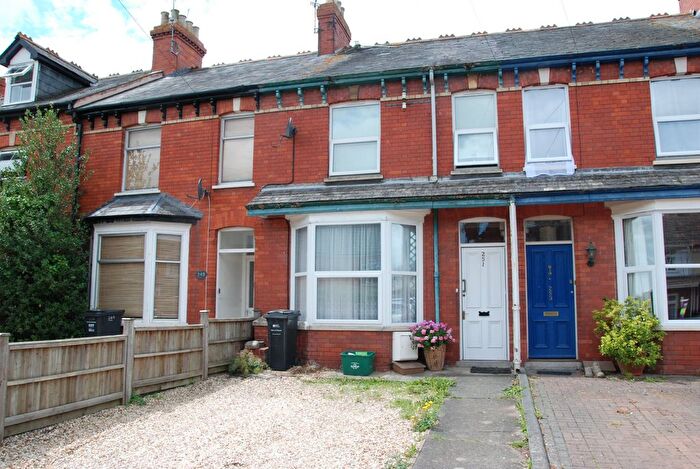 2 Bedroom Terraced House To Rent In Cheddon Road, Taunton, Somerset, TA2