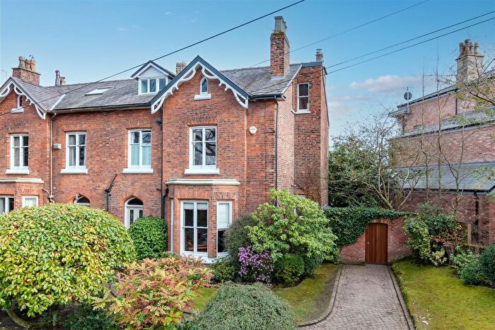 5 Bedroom Semi-detached House For Sale In Higher Downs, Altrincham, WA14