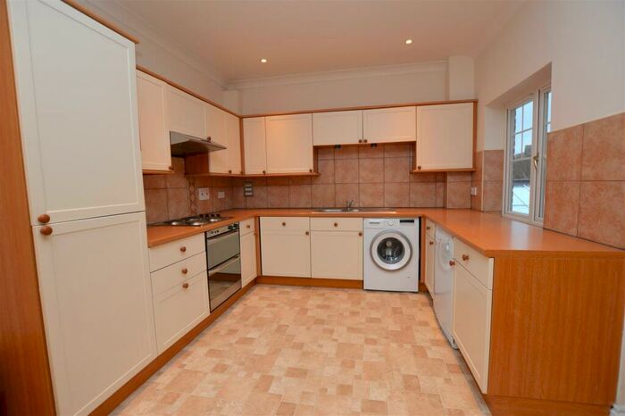 2 Bedroom Flat To Rent In B Cadogan Place, RG4