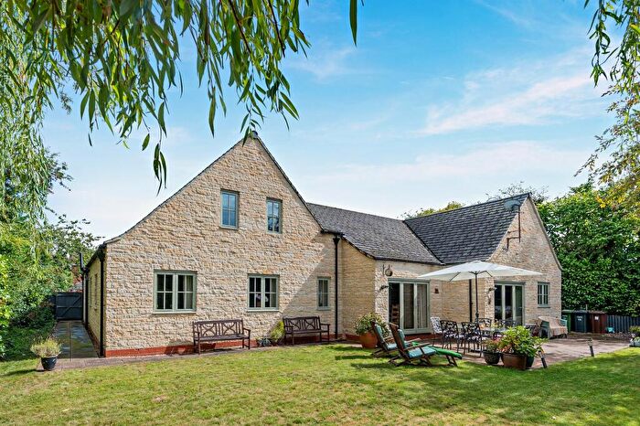 5 Bedroom Detached House For Sale In Martins Way, Orton Waterville, Peterborough, PE2