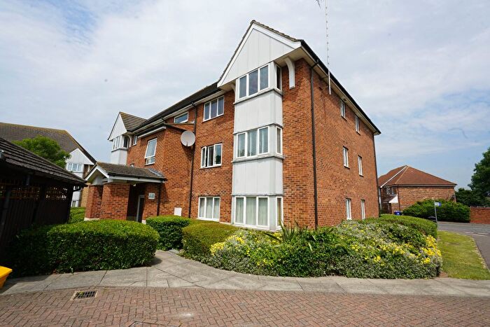 1 Bedroom Flat To Rent In Josling Close, Grays, RM17
