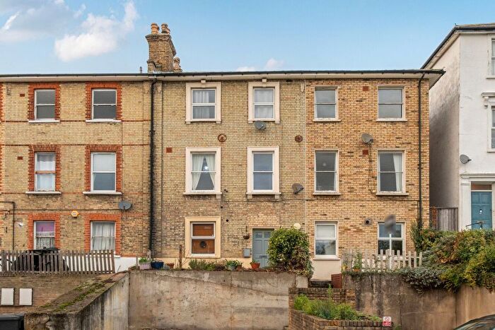 2 Bedroom Flat For Sale In St. German's Road, London, SE23