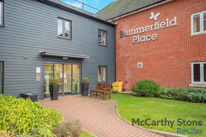 2 Bedroom Flat For Sale In Summerfield Place, Wenlock Road, Shrewsbury, SY2