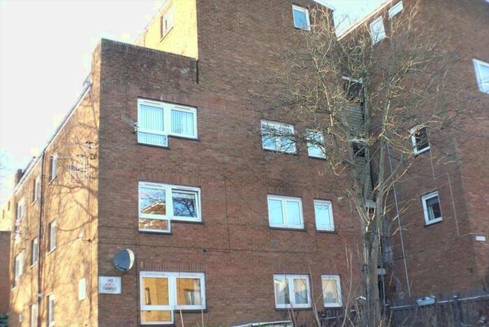 2 Bedroom Flat To Rent In Kinghorne Place, Dundee, DD3
