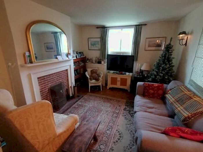 1 Bedroom Cottage House To Rent In Kempe's Corner, Canterbury Road