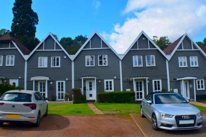 3 Bedroom Terraced House To Rent In Overstone Park, Overstone, NN6