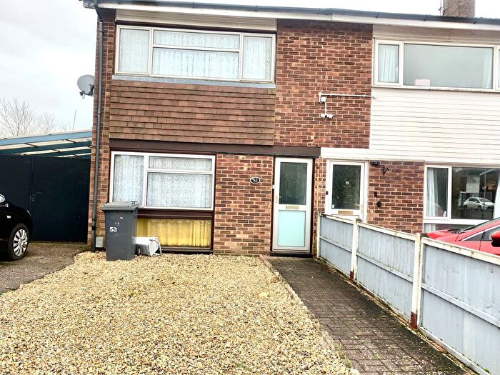 3 Bedroom Semi-Detached House To Rent In Bents Close, Clapham, MK41