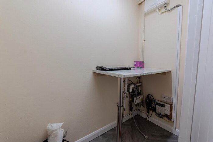 3 Bedroom End Of Terrace House For Sale In Llewellyn Road, Cwmbran, NP44