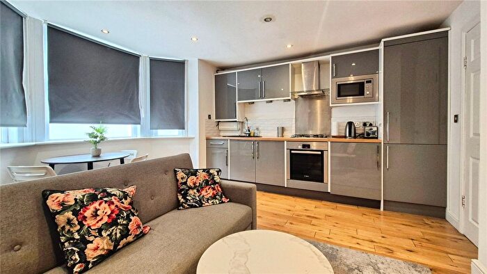 1 Bedroom Flat For Sale In Sydenham Road, Croydon, CR0