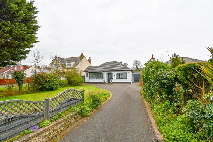 3 Bedroom Bungalow For Sale In Saughall Massie Lane, Upton, Wirral, CH49