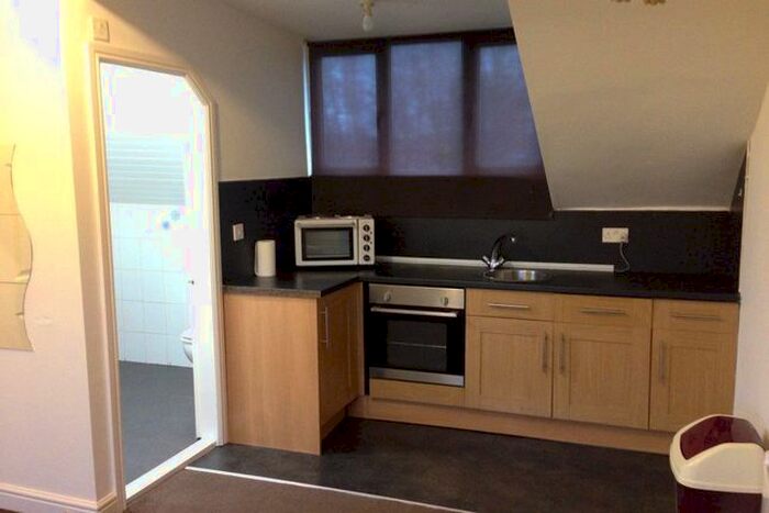 Property To Rent In Broxholme Lane, Doncaster DN1