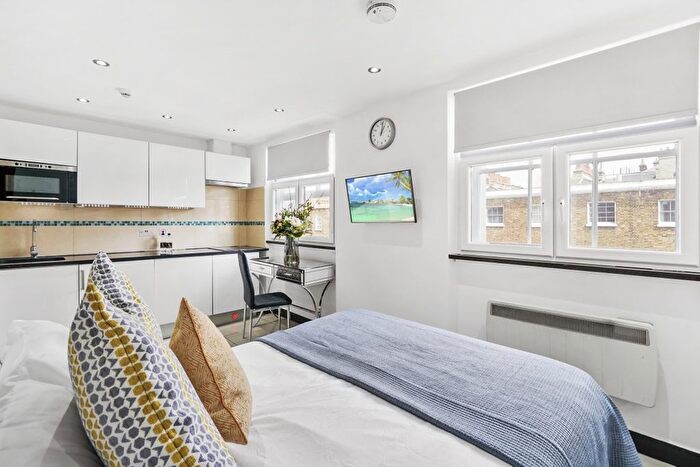 Studio To Rent In Gloucester Place, London, NW1