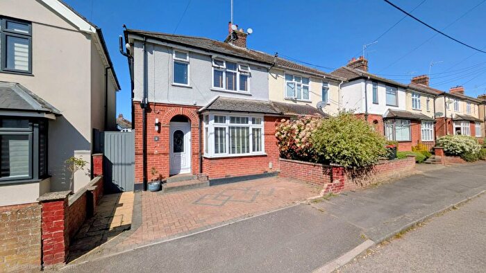 3 Bedroom Semi-detached House For Sale In Harold Road, Braintree, CM7