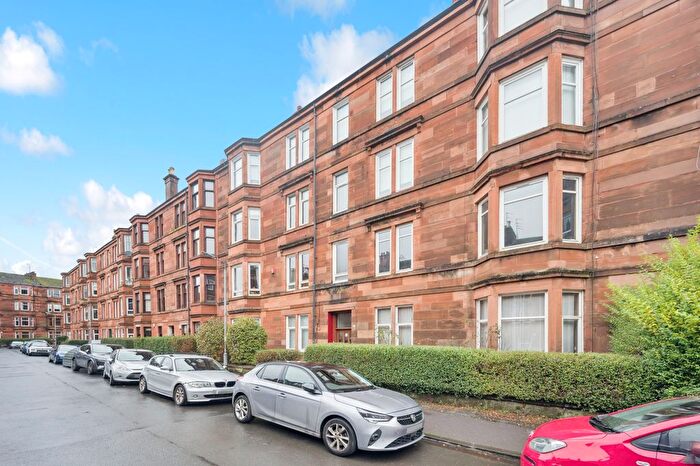 2 Bedroom Flat To Rent In Arundel Drive, Langside, Glasgow, G42