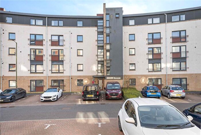 2 Bedroom Apartment For Sale In Flat, East Pilton Farm Crescent, Fettes, Edinburgh, EH5