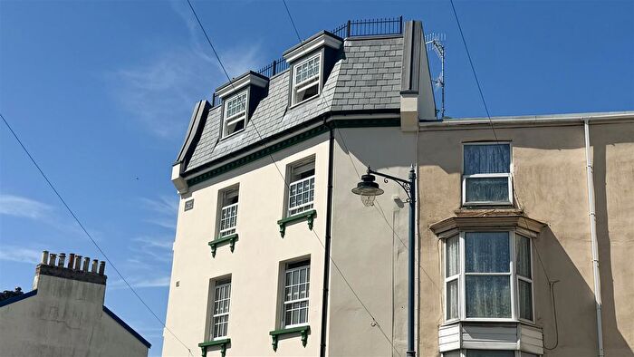 2 Bedroom Flat To Rent In Portland Street, Ilfracombe, EX34