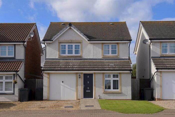 3 Bedroom Detached House For Sale In Hallydown Crescent, Eyemouth, TD14