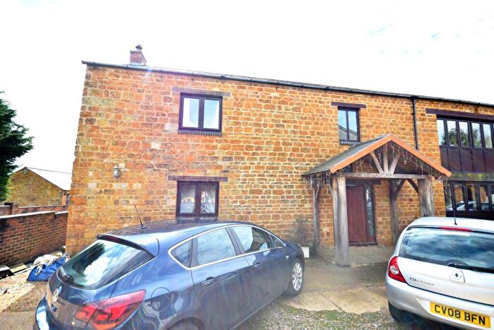 1 Bedroom Maisonette To Rent In Fully Furnished - Glendon, Kettering, NN14