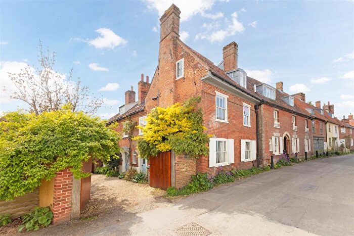 5 Bedroom House For Sale In Reepham, Norwich, NR10