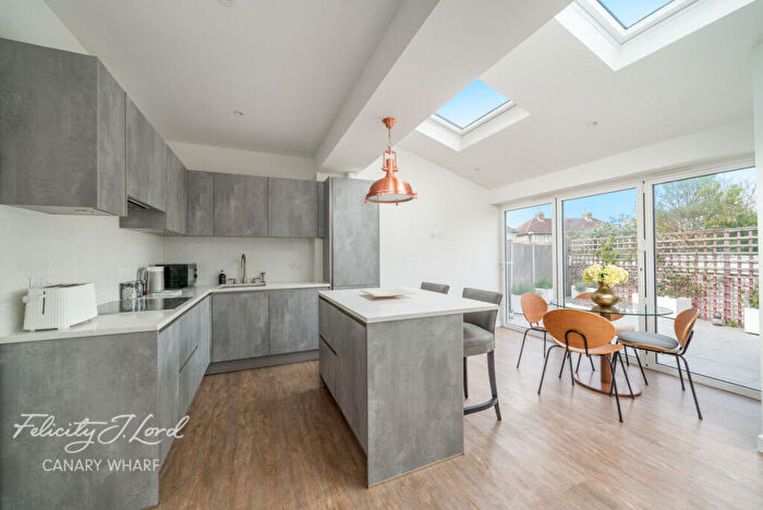 3 Bedroom Terraced House For Sale In Hesperus Crescent, London, E14