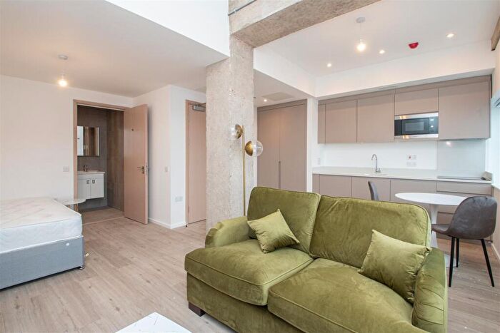 1 Bedroom Apartment To Rent In Station House, Central Milton Keynes, MK9