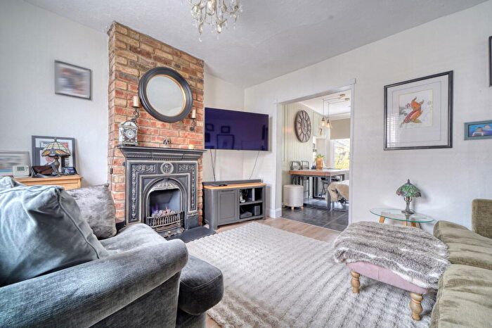 3 Bedroom Terraced House For Sale In Kings Road, Orpington, BR6