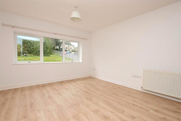 2 Bedroom Flat To Rent In School Court, Spring Lane, Bath, BA1