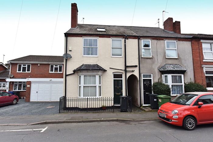 3 Bedroom End Terrace House For Sale In Kingswinford, Park Street, DY6
