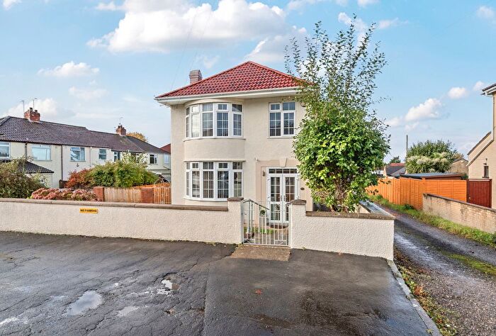 3 Bedroom Detached House For Sale In Charlton Road, Kingswood, Bristol, BS15