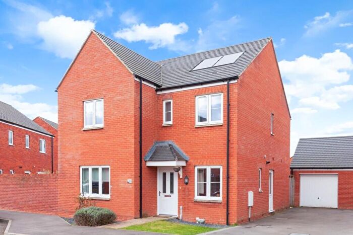 4 Bedroom House For Sale In Bartlett Road, Bloxham, Banbury, OX15