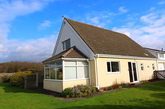3 Bedroom Detached House For Sale In Faenol Isaf, Tywyn, LL36