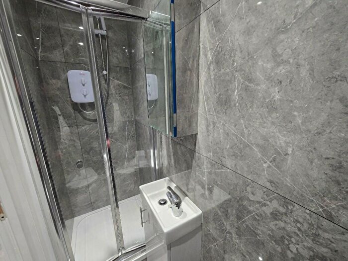 Studio To Rent In Alexandra Grove, London, N4