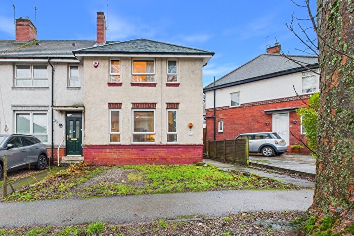 3 Bedroom End Of Terrace House For Sale In Meadow Head Avenue, Sheffield, S8
