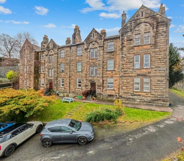 1 Bedroom Flat To Rent In Castle Court, Stirling, Stirling, FK8