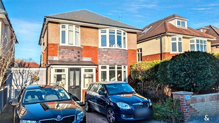 4 Bedroom Detached House For Sale In Highland Road, Lower Parkstone, Poole, Dorset, BH14