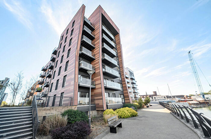 2 Bedroom Flat To Rent In Thomas Blake Avenue, Southampton, Hampshire, SO14